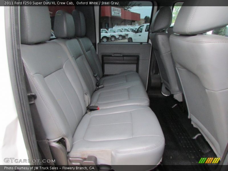 Oxford White / Steel Gray 2011 Ford F250 Super Duty XL Crew Cab