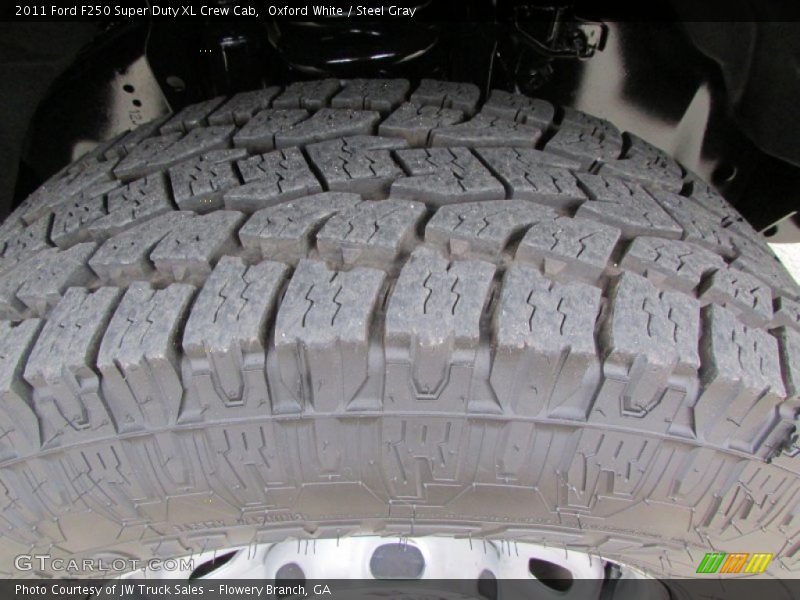 Oxford White / Steel Gray 2011 Ford F250 Super Duty XL Crew Cab