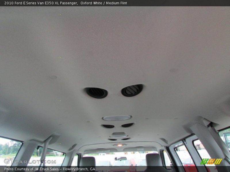 Oxford White / Medium Flint 2010 Ford E Series Van E350 XL Passenger