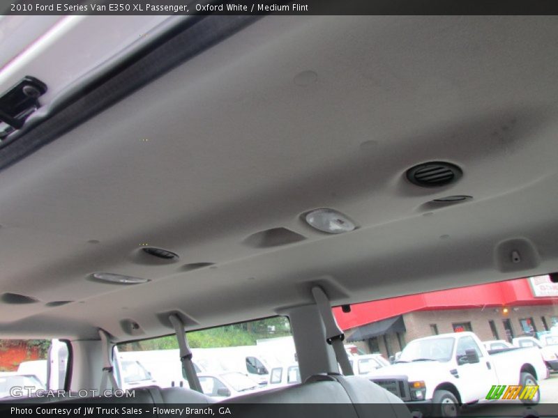 Oxford White / Medium Flint 2010 Ford E Series Van E350 XL Passenger