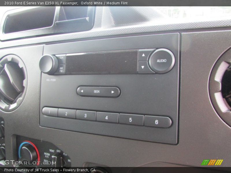 Oxford White / Medium Flint 2010 Ford E Series Van E350 XL Passenger