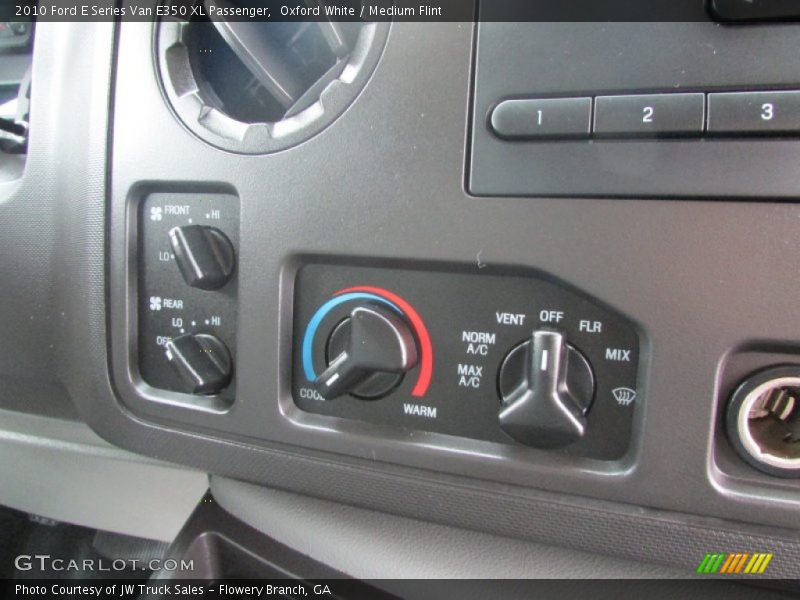 Oxford White / Medium Flint 2010 Ford E Series Van E350 XL Passenger