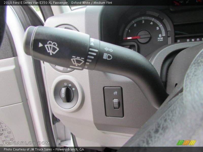 Oxford White / Medium Flint 2010 Ford E Series Van E350 XL Passenger