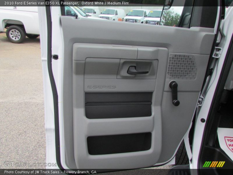 Oxford White / Medium Flint 2010 Ford E Series Van E350 XL Passenger