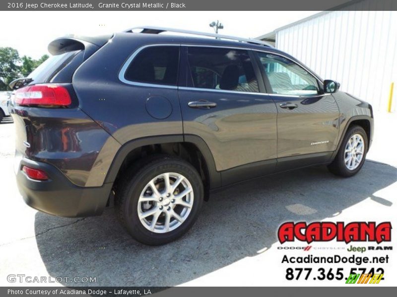 Granite Crystal Metallic / Black 2016 Jeep Cherokee Latitude