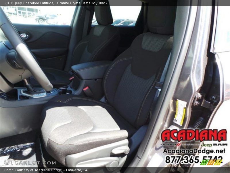 Granite Crystal Metallic / Black 2016 Jeep Cherokee Latitude