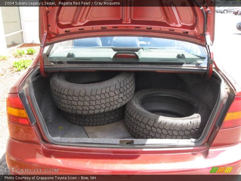 Regatta Red Pearl / Gray Moquette 2004 Subaru Legacy L Sedan