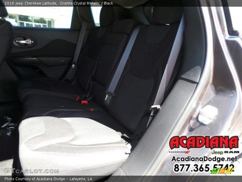 Granite Crystal Metallic / Black 2016 Jeep Cherokee Latitude