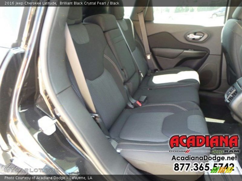 Brilliant Black Crystal Pearl / Black 2016 Jeep Cherokee Latitude