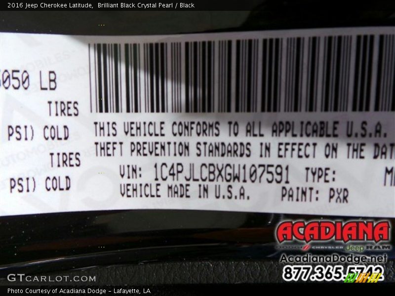 Brilliant Black Crystal Pearl / Black 2016 Jeep Cherokee Latitude