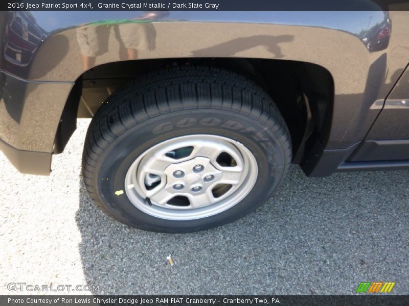 Granite Crystal Metallic / Dark Slate Gray 2016 Jeep Patriot Sport 4x4