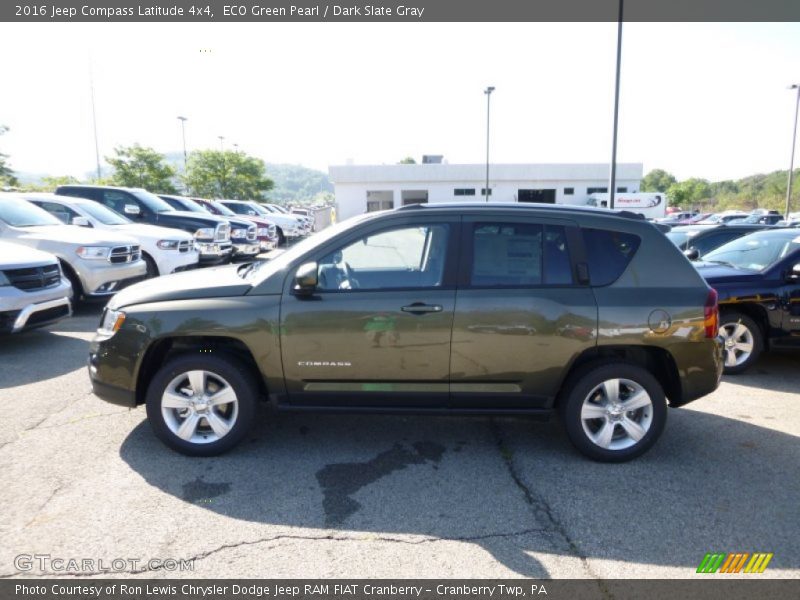 ECO Green Pearl / Dark Slate Gray 2016 Jeep Compass Latitude 4x4