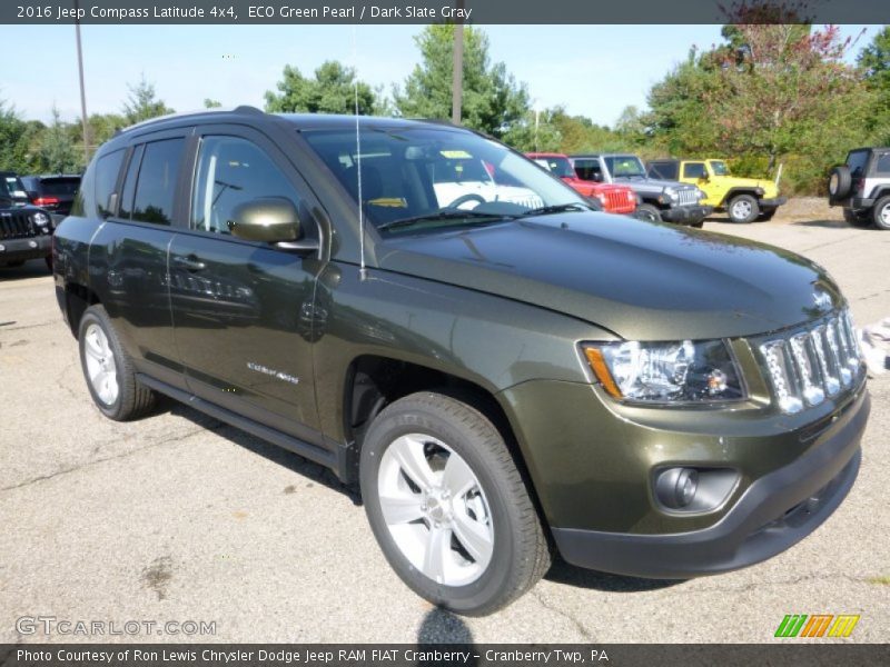 ECO Green Pearl / Dark Slate Gray 2016 Jeep Compass Latitude 4x4