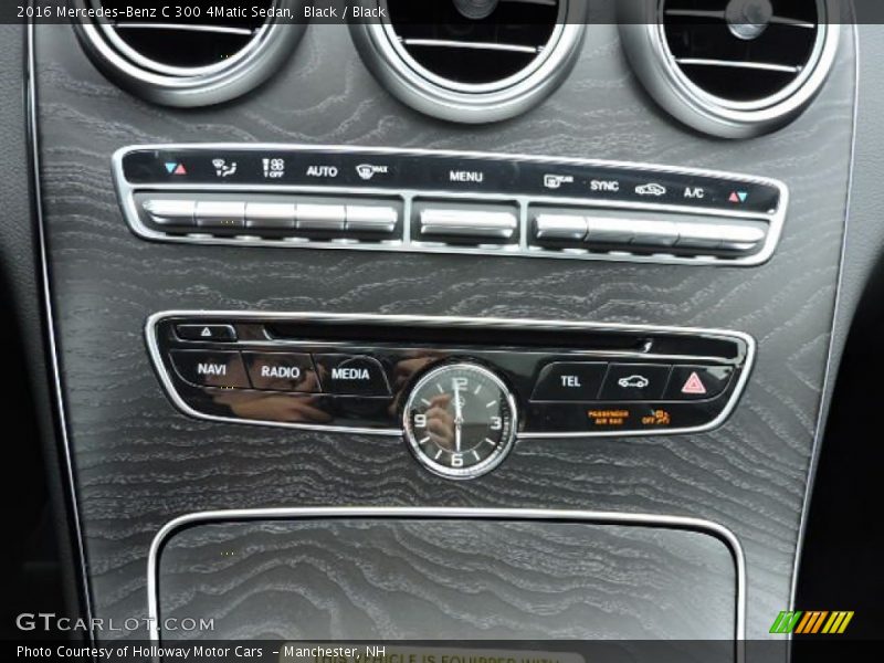 Controls of 2016 C 300 4Matic Sedan