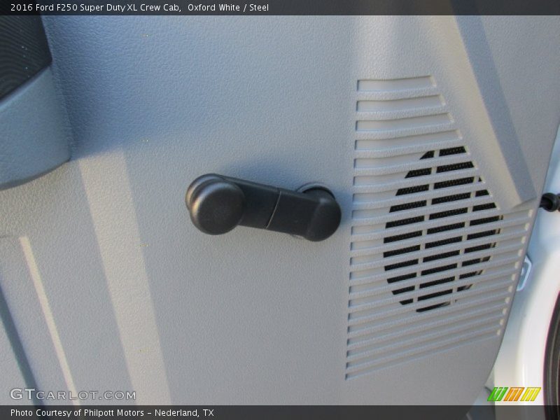Oxford White / Steel 2016 Ford F250 Super Duty XL Crew Cab