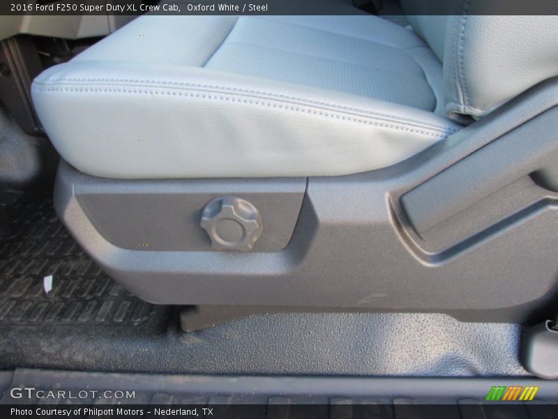Oxford White / Steel 2016 Ford F250 Super Duty XL Crew Cab