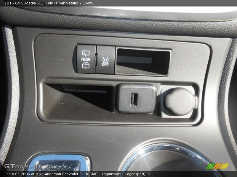 Quicksilver Metallic / Ebony 2016 GMC Acadia SLE