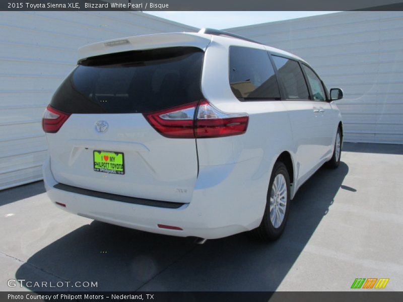 Blizzard White Pearl / Bisque 2015 Toyota Sienna XLE