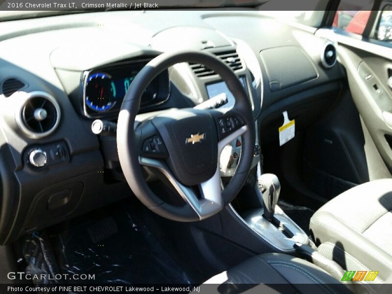 Crimson Metallic / Jet Black 2016 Chevrolet Trax LT