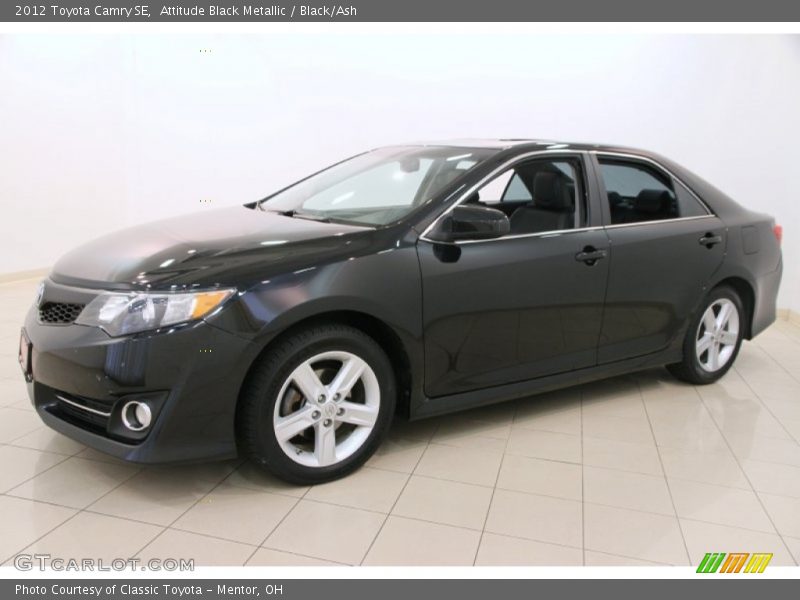 Attitude Black Metallic / Black/Ash 2012 Toyota Camry SE