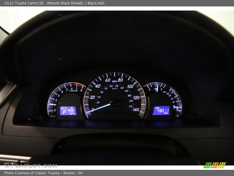 Attitude Black Metallic / Black/Ash 2012 Toyota Camry SE