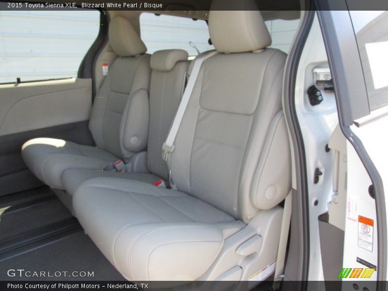 Blizzard White Pearl / Bisque 2015 Toyota Sienna XLE