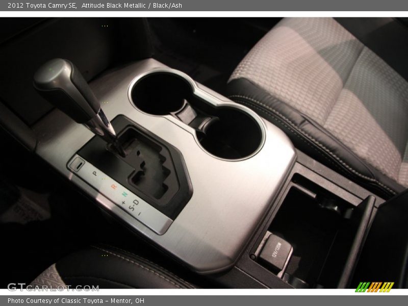 Attitude Black Metallic / Black/Ash 2012 Toyota Camry SE