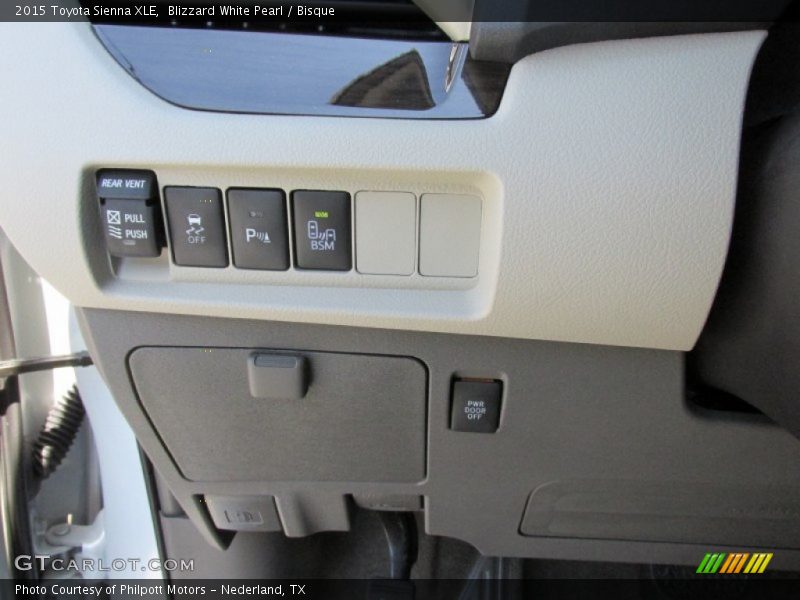 Blizzard White Pearl / Bisque 2015 Toyota Sienna XLE