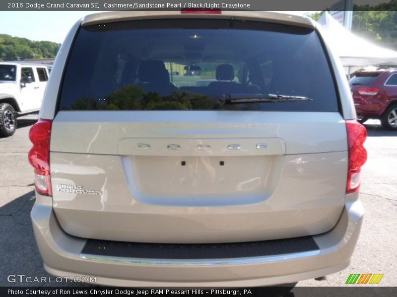 Cashmere/Sandstone Pearl / Black/Light Graystone 2016 Dodge Grand Caravan SE