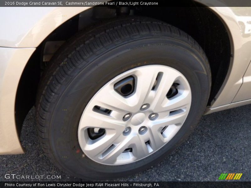 Cashmere/Sandstone Pearl / Black/Light Graystone 2016 Dodge Grand Caravan SE