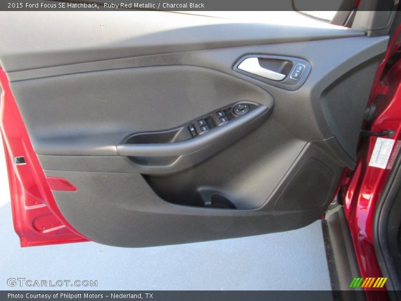 Ruby Red Metallic / Charcoal Black 2015 Ford Focus SE Hatchback