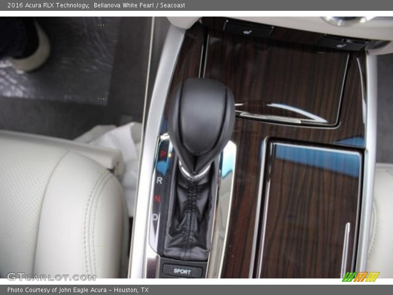 Bellanova White Pearl / Seacoast 2016 Acura RLX Technology