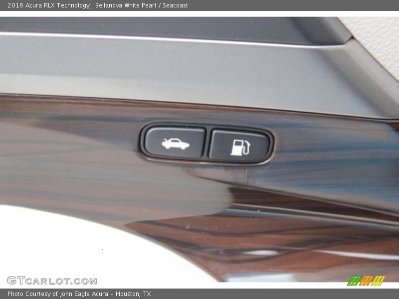 Bellanova White Pearl / Seacoast 2016 Acura RLX Technology