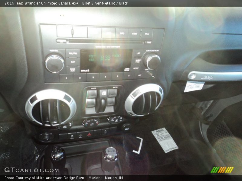 Billet Silver Metallic / Black 2016 Jeep Wrangler Unlimited Sahara 4x4