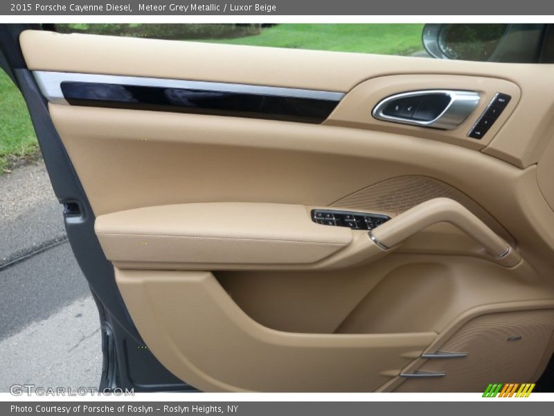 Meteor Grey Metallic / Luxor Beige 2015 Porsche Cayenne Diesel