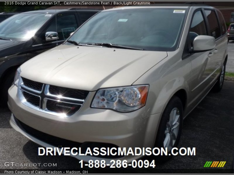 Cashmere/Sandstone Pearl / Black/Light Graystone 2016 Dodge Grand Caravan SXT