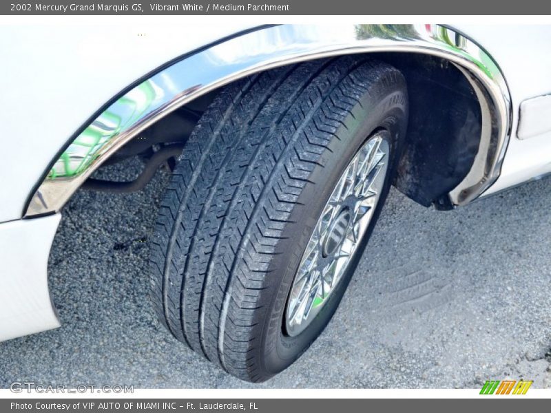 Vibrant White / Medium Parchment 2002 Mercury Grand Marquis GS