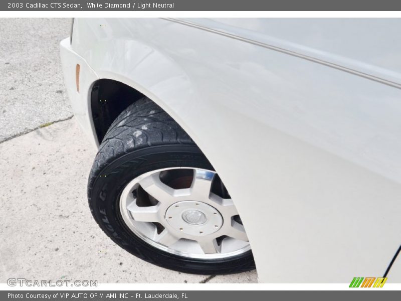 White Diamond / Light Neutral 2003 Cadillac CTS Sedan