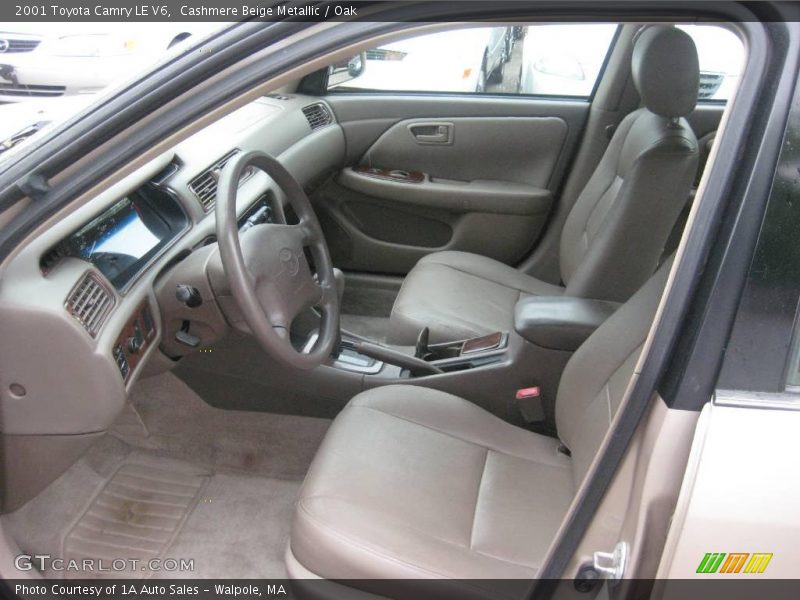 Cashmere Beige Metallic / Oak 2001 Toyota Camry LE V6