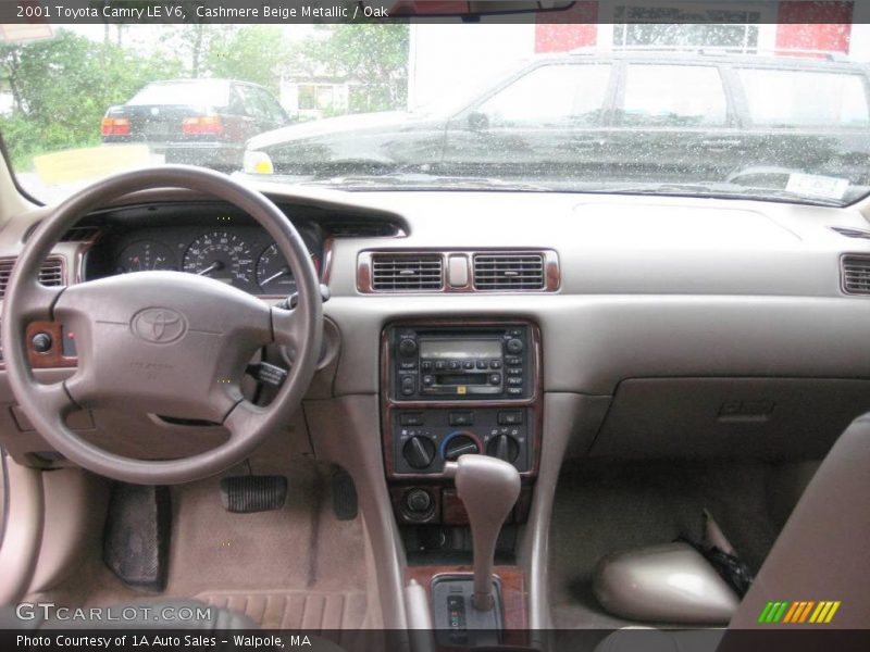 Cashmere Beige Metallic / Oak 2001 Toyota Camry LE V6