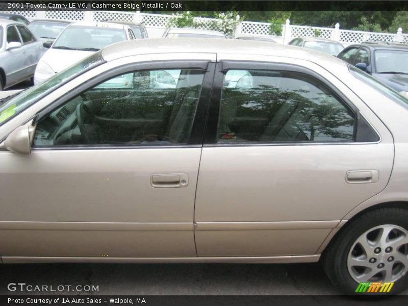 Cashmere Beige Metallic / Oak 2001 Toyota Camry LE V6