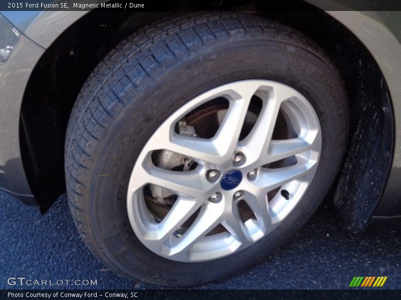 Magnetic Metallic / Dune 2015 Ford Fusion SE