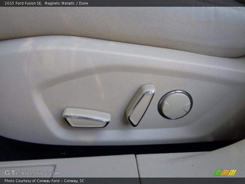 Magnetic Metallic / Dune 2015 Ford Fusion SE