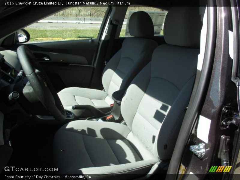 Tungsten Metallic / Medium Titanium 2016 Chevrolet Cruze Limited LT