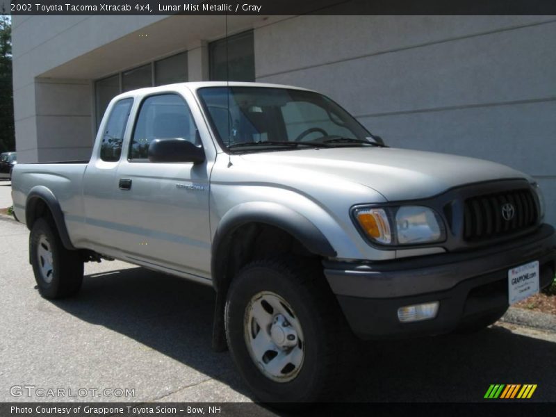 Lunar Mist Metallic / Gray 2002 Toyota Tacoma Xtracab 4x4