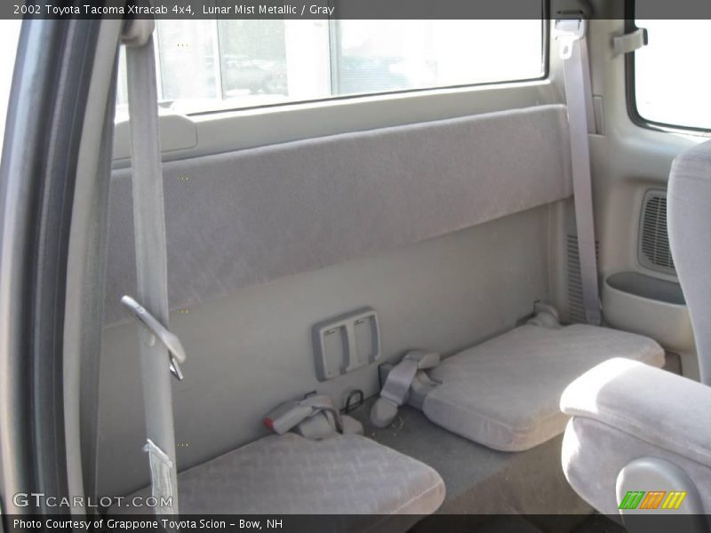 Lunar Mist Metallic / Gray 2002 Toyota Tacoma Xtracab 4x4