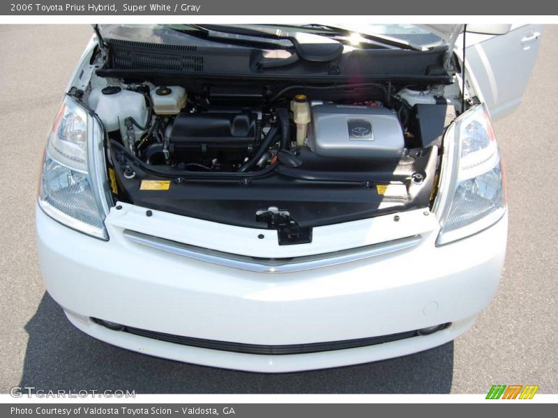 Super White / Gray 2006 Toyota Prius Hybrid
