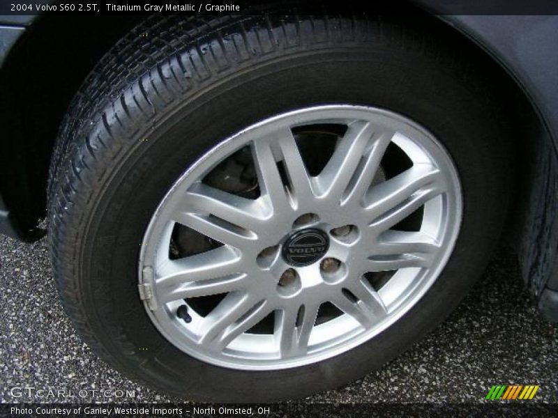Titanium Gray Metallic / Graphite 2004 Volvo S60 2.5T