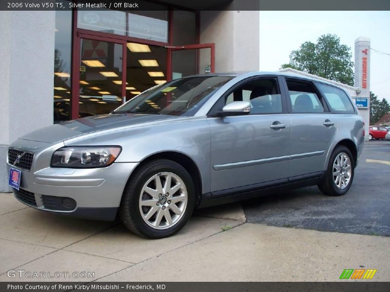 Silver Metallic / Off Black 2006 Volvo V50 T5