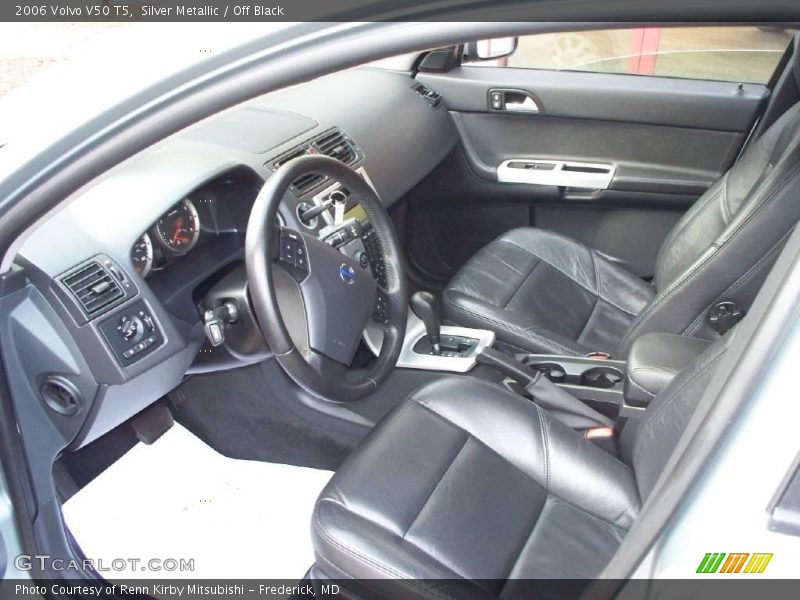 Silver Metallic / Off Black 2006 Volvo V50 T5